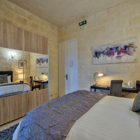 Julesy'S Bnb Cospicua Екстериор снимка