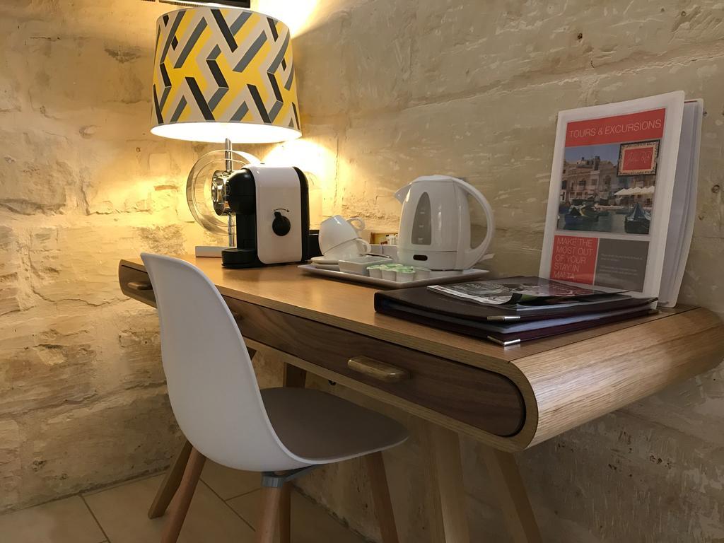 Julesy'S Bnb Cospicua Екстериор снимка