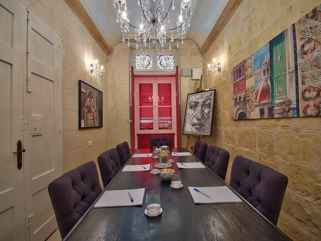 Julesy'S Bnb Cospicua Екстериор снимка