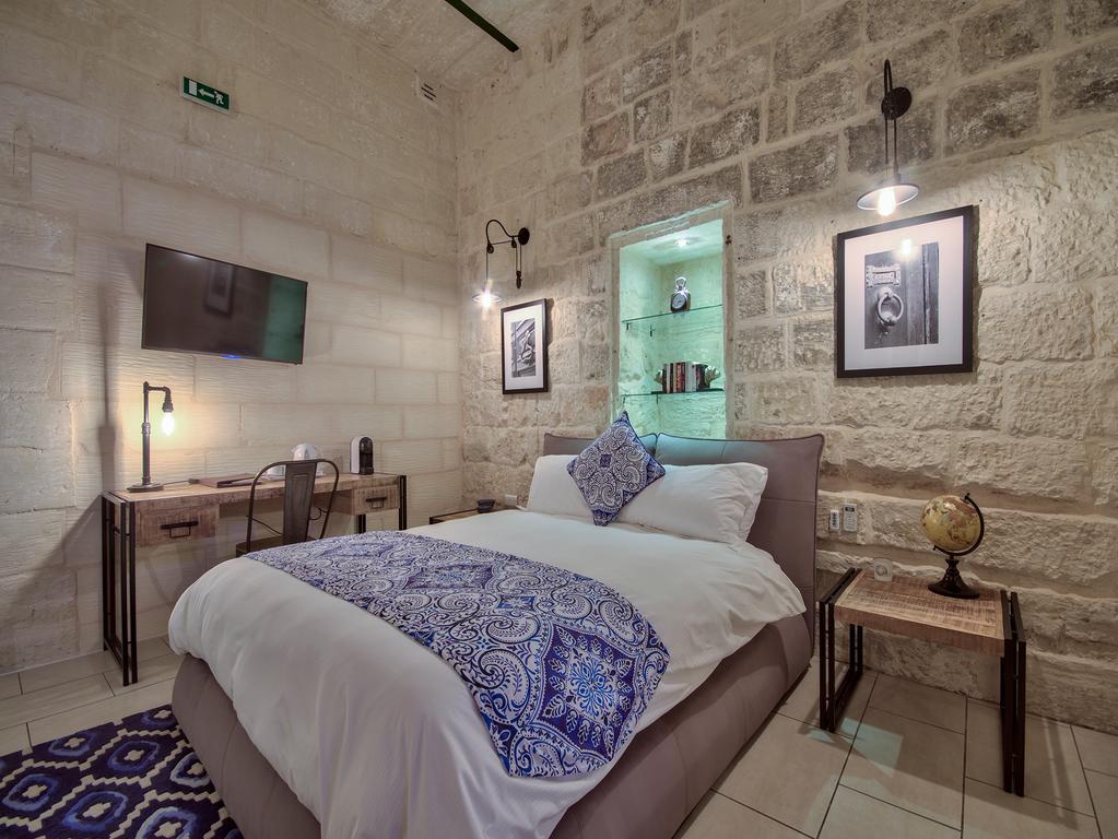 Julesy'S Bnb Cospicua Екстериор снимка
