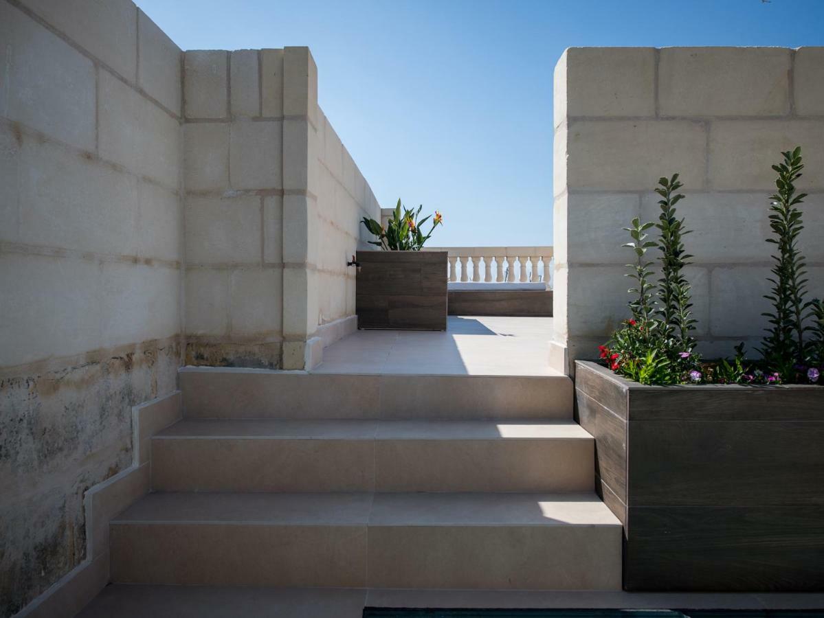 Julesy'S Bnb Cospicua Екстериор снимка