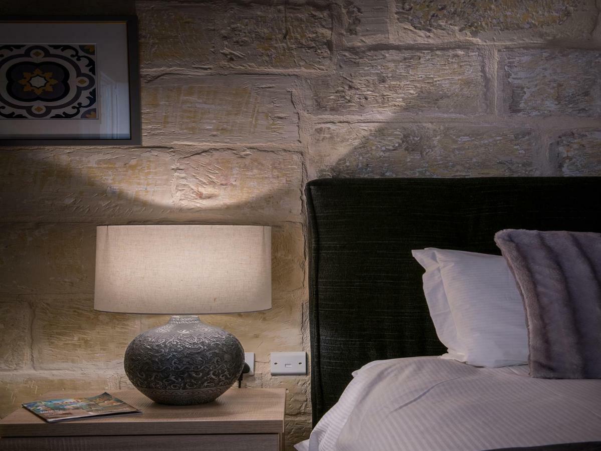 Julesy'S Bnb Cospicua Екстериор снимка